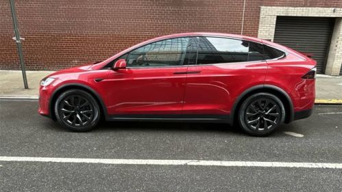 2022 Tesla Model X 7SAXCDE50NF350418