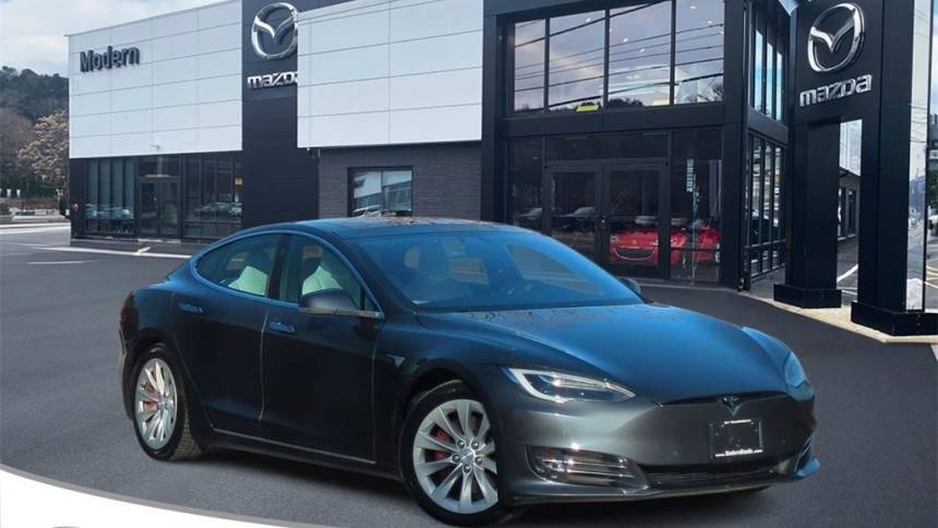 2018 Tesla Model S 5YJSA1E49JF278275