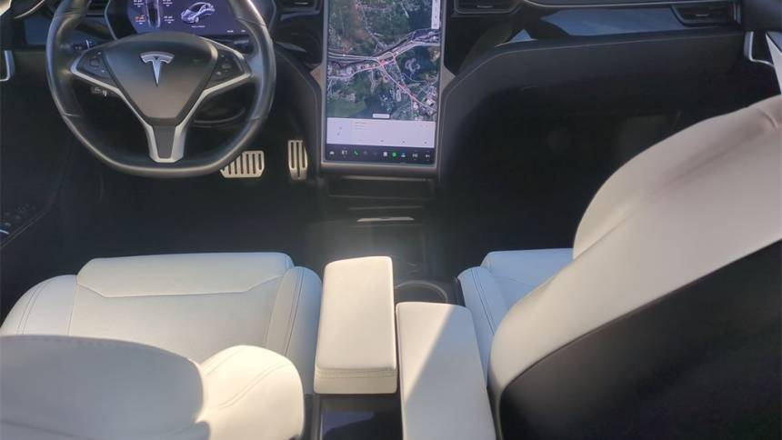 2018 Tesla Model S 5YJSA1E49JF278275