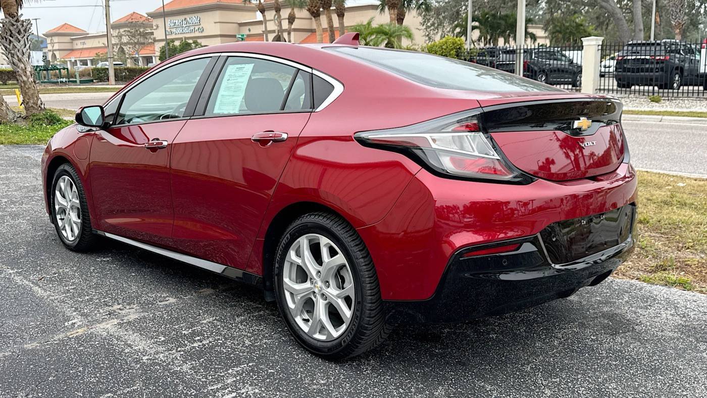 2018 Chevrolet VOLT 1G1RB6S50JU152845