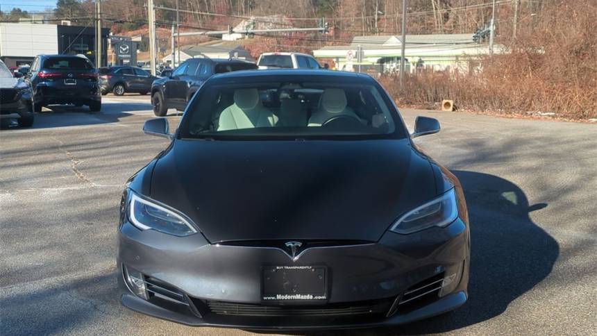 2018 Tesla Model S 5YJSA1E49JF278275