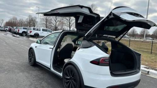 2023 Tesla Model X 7SAXCDE54PF385742