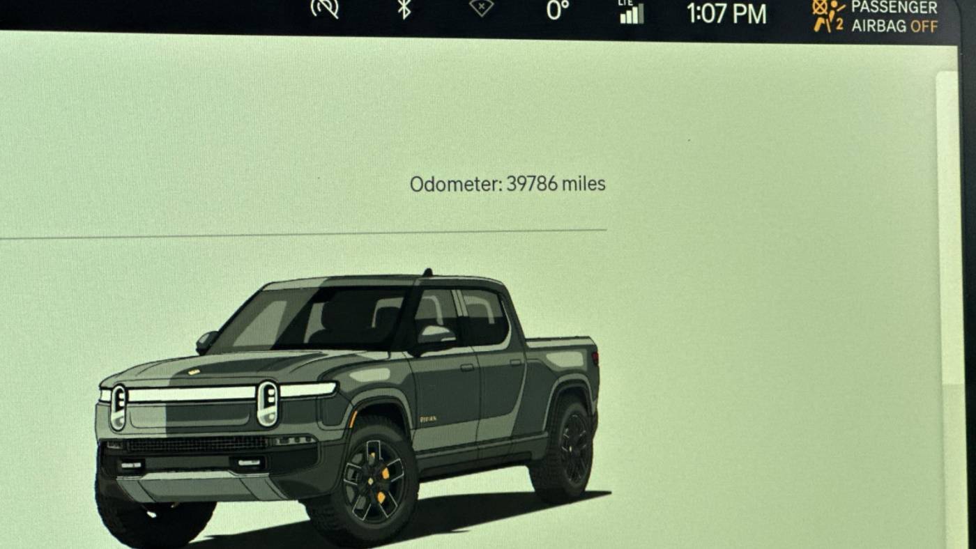 2022 Rivian R1T 7FCTGAAAXNN003787