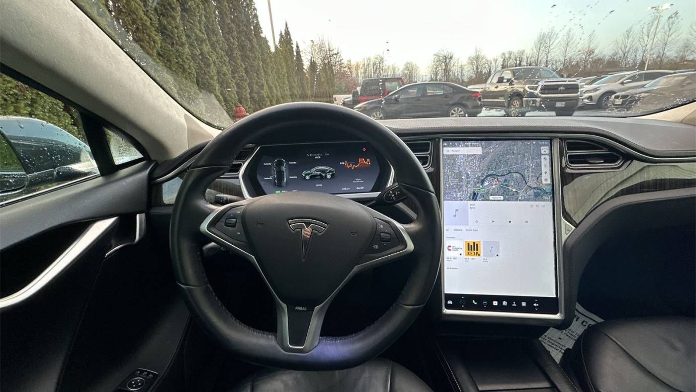 2013 Tesla Model S 5YJSA1CN0DFP24863