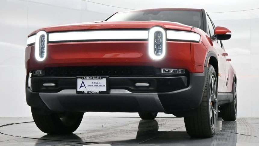 2022 Rivian R1T 7FCTGAAA1NN011342