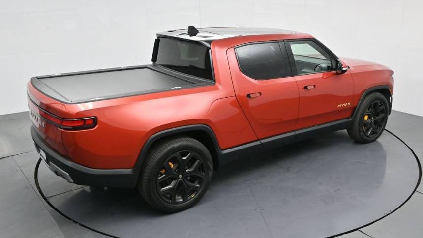 2022 Rivian R1T 7FCTGAAA1NN011342