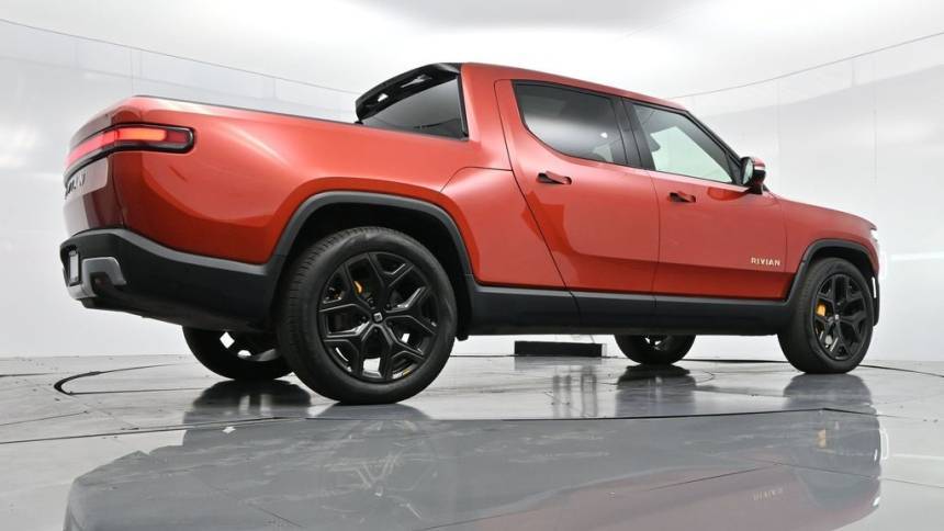 2022 Rivian R1T 7FCTGAAA1NN011342