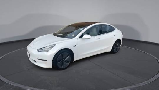 2018 Tesla Model 3 5YJ3E1EB6JF096878