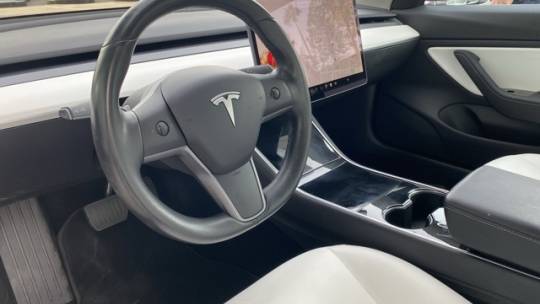 2019 Tesla Model 3 5YJ3E1EB7KF391828