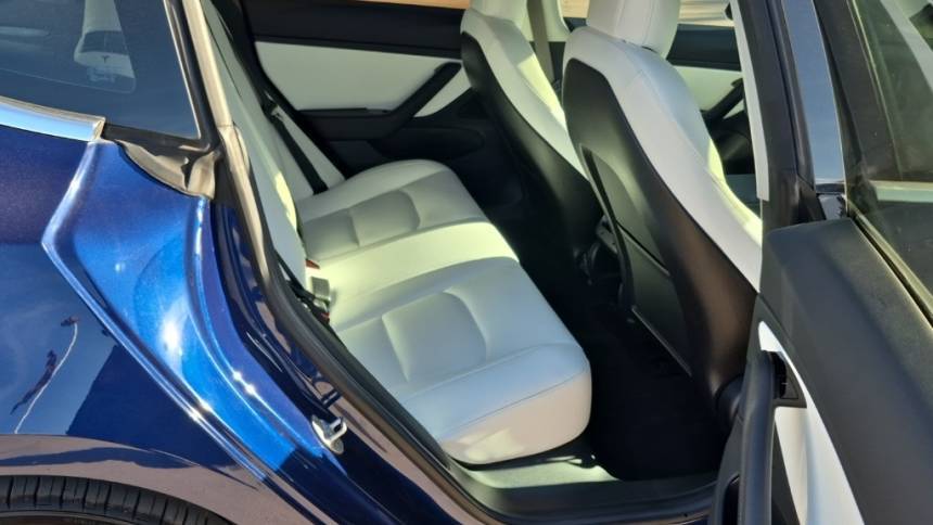 2018 Tesla Model 3 5YJ3E1EB3JF055656