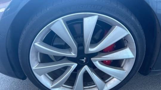 2019 Tesla Model 3 5YJ3E1EB8KF231117