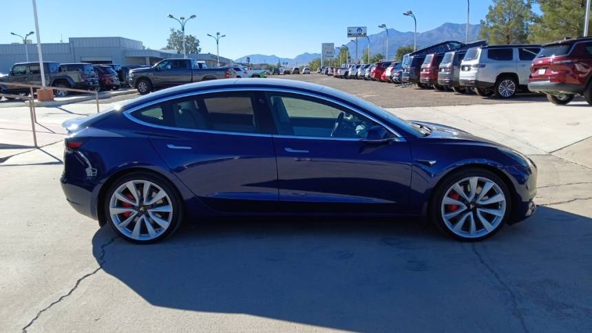 2018 Tesla Model 3 5YJ3E1EB3JF055656