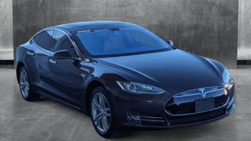 2013 Tesla Model S 5YJSA1BG7DFP09182