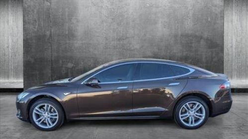 2013 Tesla Model S 5YJSA1BG7DFP09182