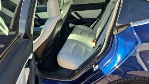 2018 Tesla Model 3 5YJ3E1EB3JF055656