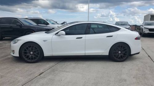 2013 Tesla Model S 5YJSA1DNXDFP04229