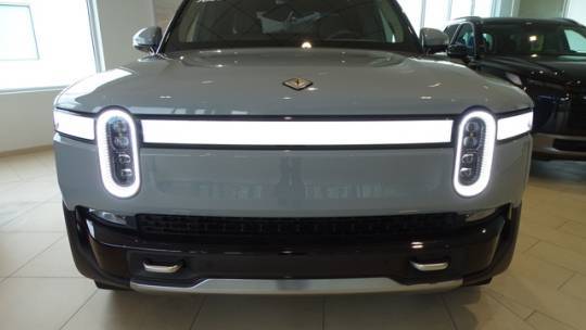 2022 Rivian R1T 7FCTGAAA0NN009937