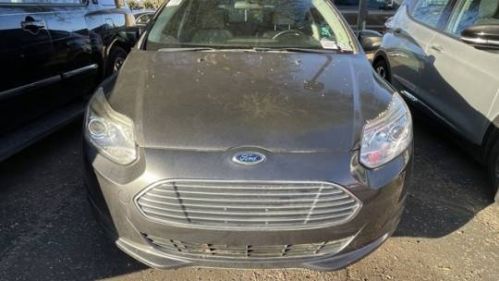 2016 Ford Focus 1FADP3R44GL221376