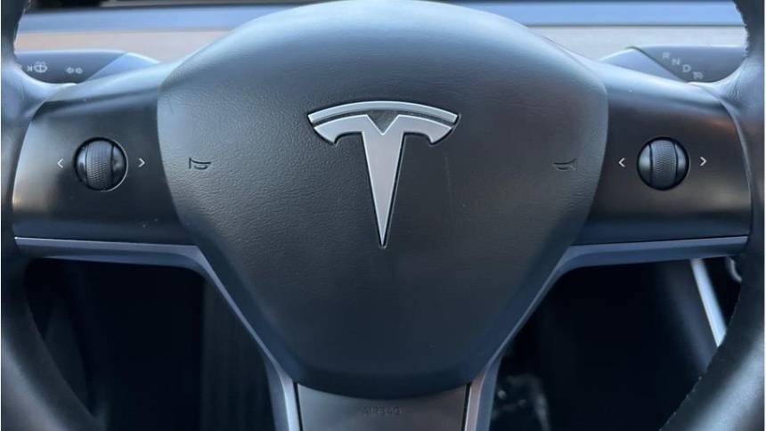 2018 Tesla Model 3 5YJ3E1EA6JF043444