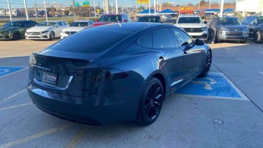 2016 Tesla Model S 5YJSA1E22GF153531