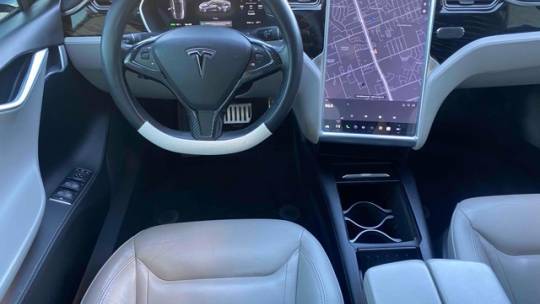 2016 Tesla Model S 5YJSA1E22GF153531