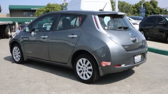 2017 Nissan LEAF 1N4BZ0CP8HC306077