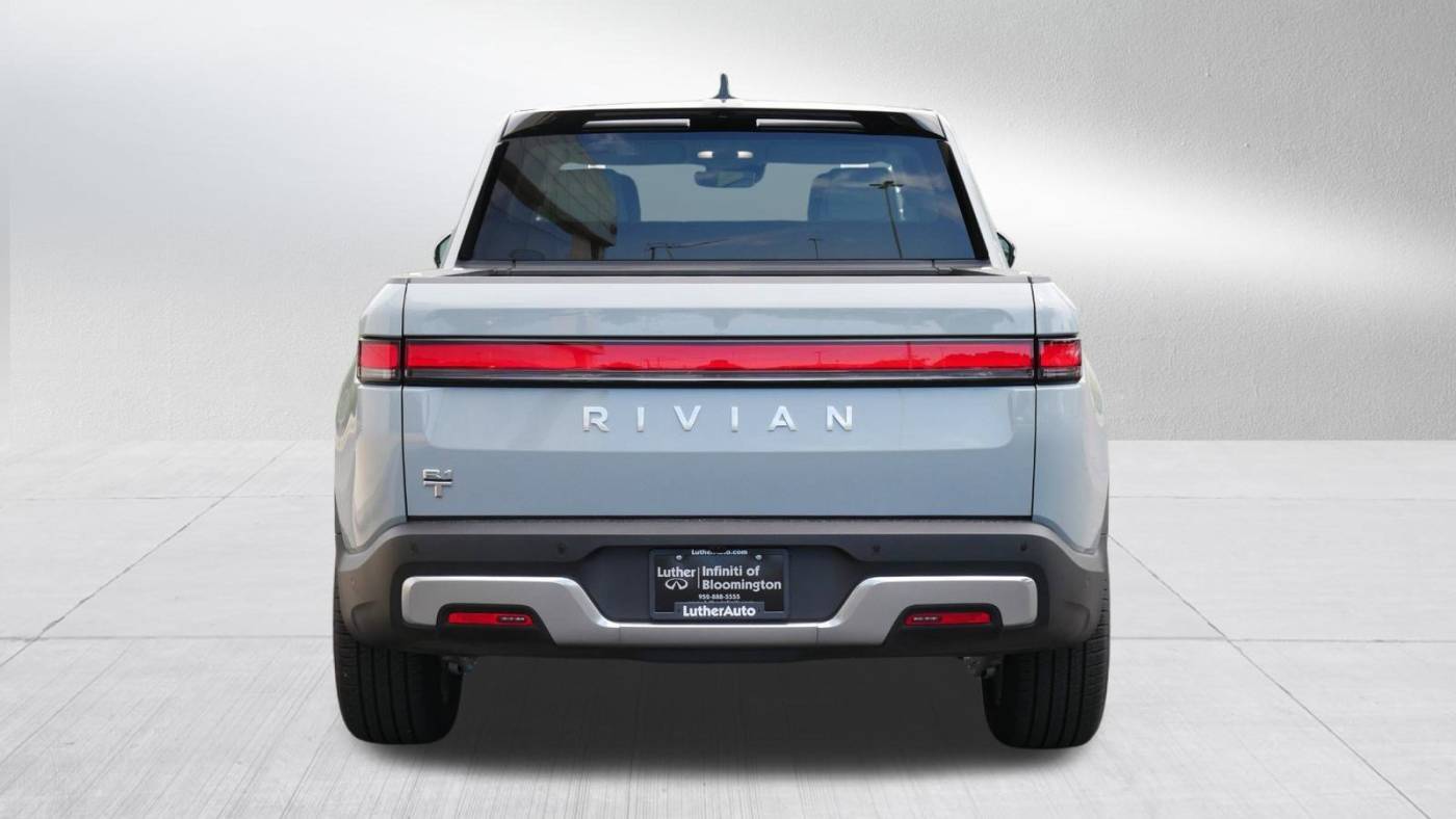 2024 Rivian R1T 7FCTGBAA4RN031306