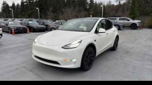 2020 Tesla Model Y 5YJYGDEE4LF056040