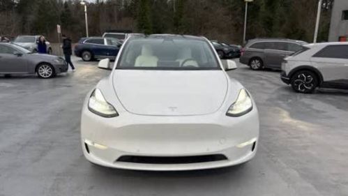 2020 Tesla Model Y 5YJYGDEE4LF056040