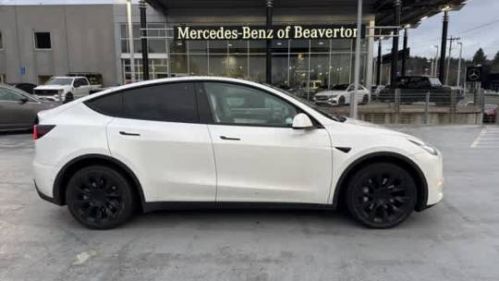 2020 Tesla Model Y 5YJYGDEE4LF056040