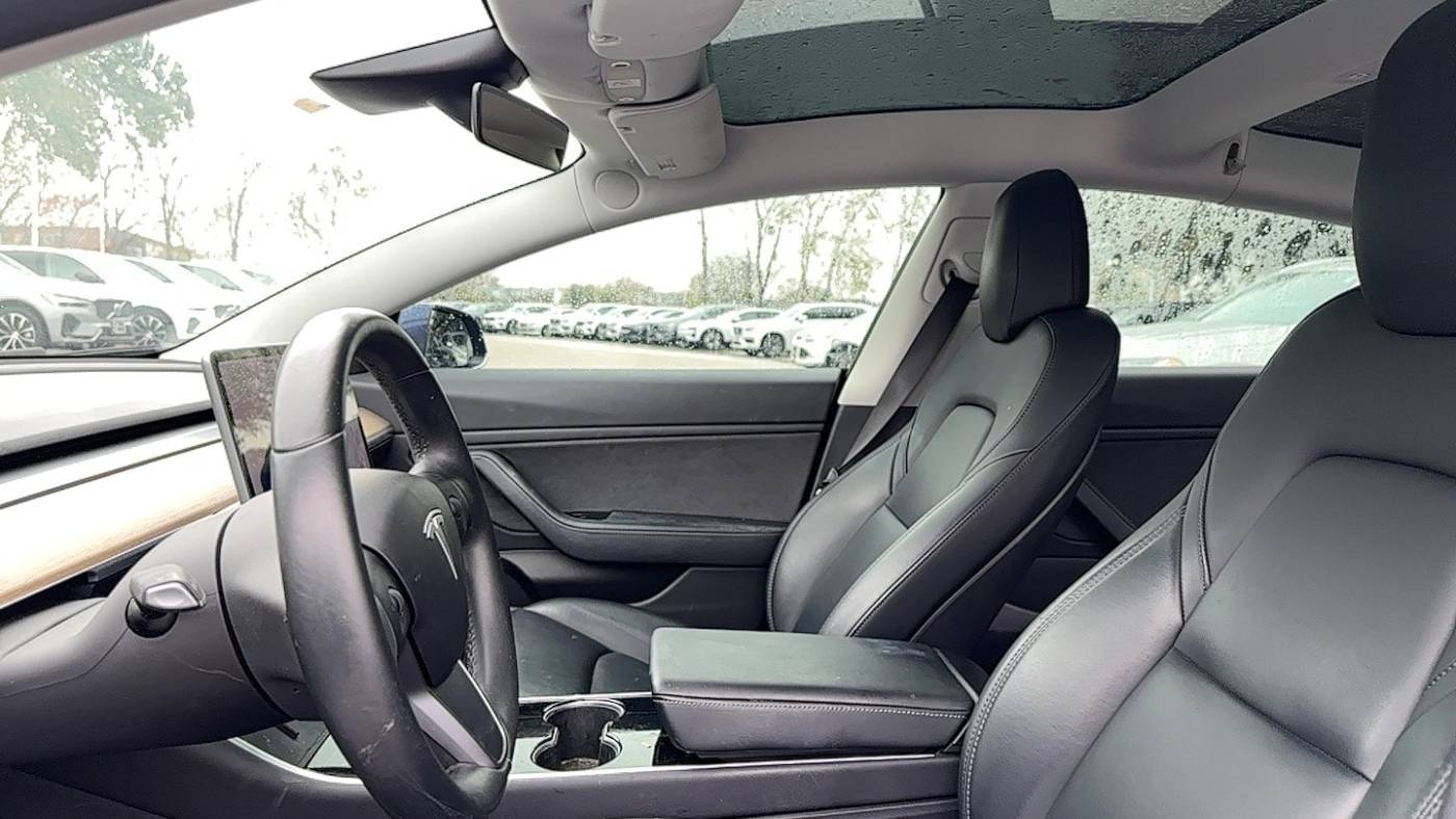 2019 Tesla Model 3 5YJ3E1EA7KF400969