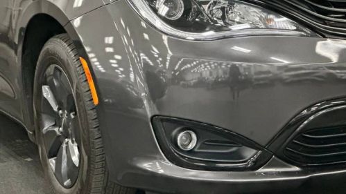 2019 Chrysler Pacifica 2C4RC1H74KR657737