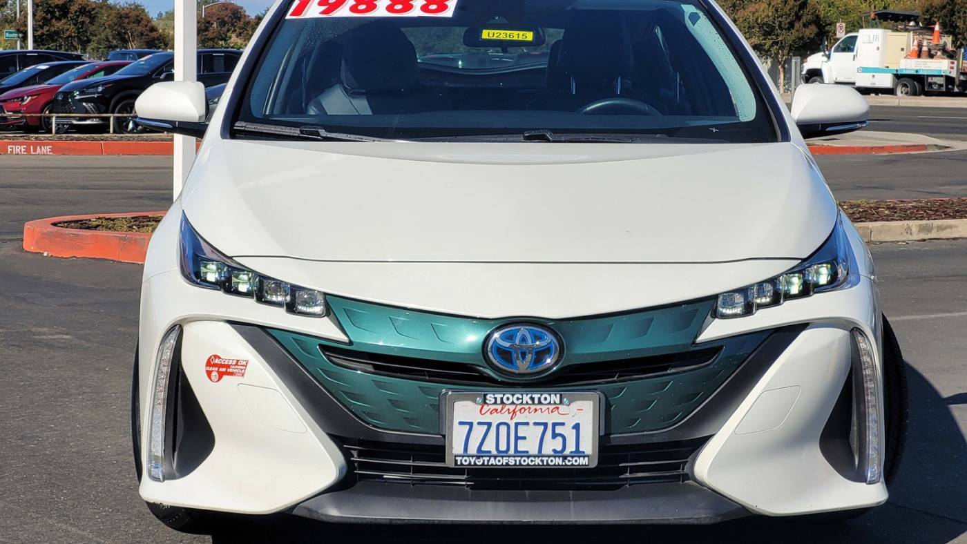 2017 Toyota Prius Prime JTDKARFP8H3035037