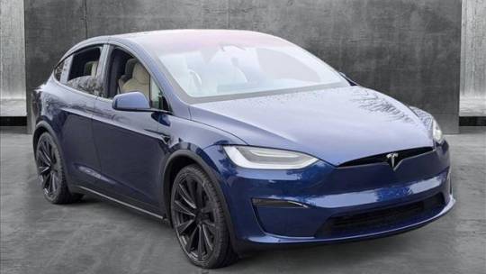 2022 Tesla Model X 7SAXCBE62NF337103