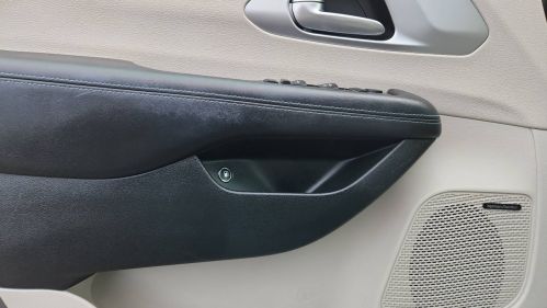 2018 Chrysler Pacifica 2C4RC1N79JR178460