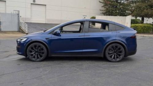 2022 Tesla Model X 7SAXCBE62NF337103