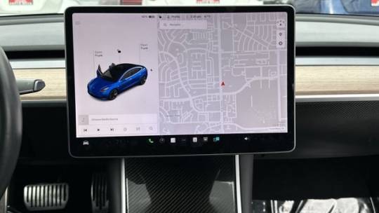 2019 Tesla Model 3 5YJ3E1EAXKF326284