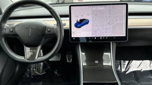 2019 Tesla Model 3 5YJ3E1EAXKF326284