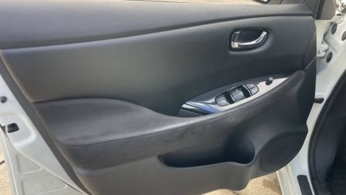 2017 Nissan LEAF 1N4BZ0CP1HC301383