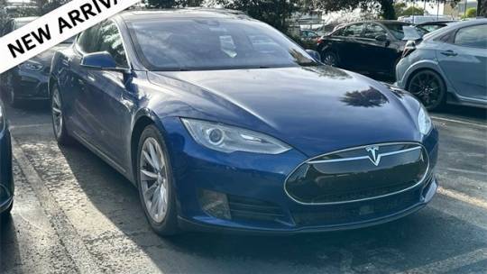 2016 Tesla Model S 5YJSA1E23GF133966