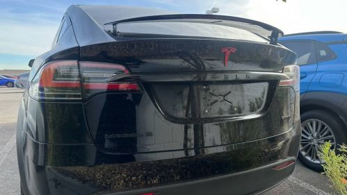 2016 Tesla Model X 5YJXCBE40GF005112