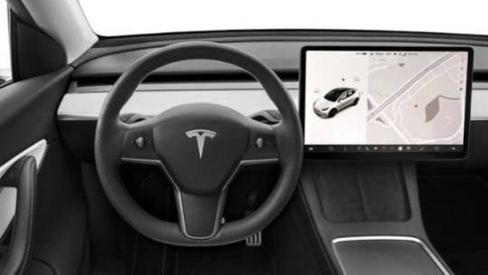 2020 Tesla Model Y 5YJYGDEE1LF037915