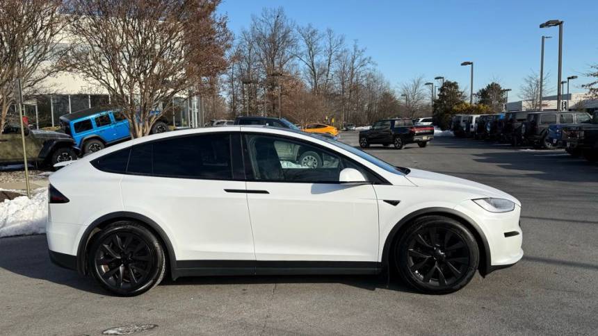 2023 Tesla Model X 7SAXCDE52PF377316