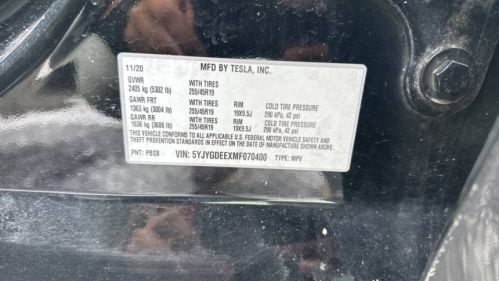 2021 Tesla Model Y 5YJYGDEEXMF070400