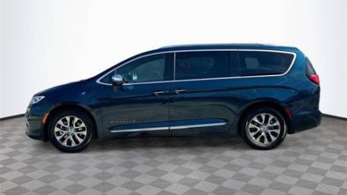 2022 Chrysler Pacifica 2C4RC1N70NR137396