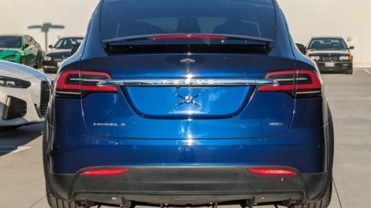 2016 Tesla Model X 5YJXCAE27GF003298