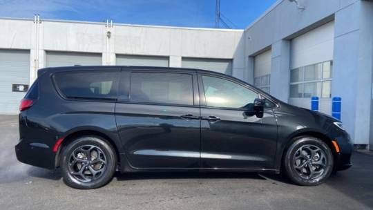 2022 Chrysler Pacifica 2C4RC1L7XNR121760