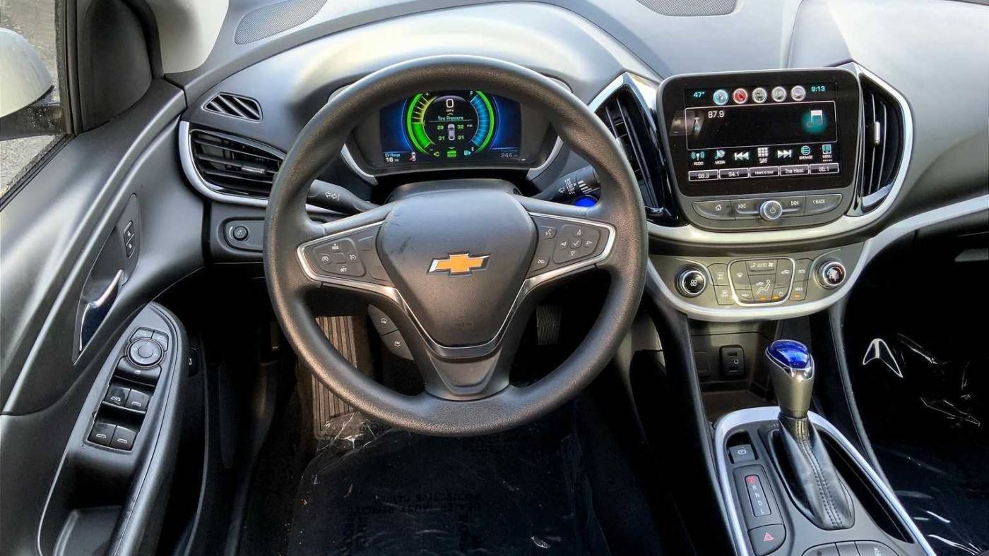 2018 Chevrolet VOLT 1G1RC6S56JU116137