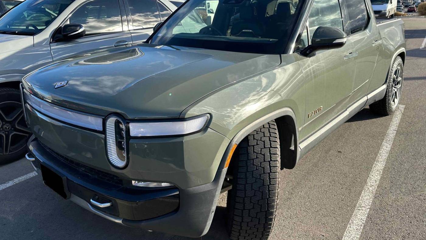 2022 Rivian R1T 7FCTGAAL0NN002469