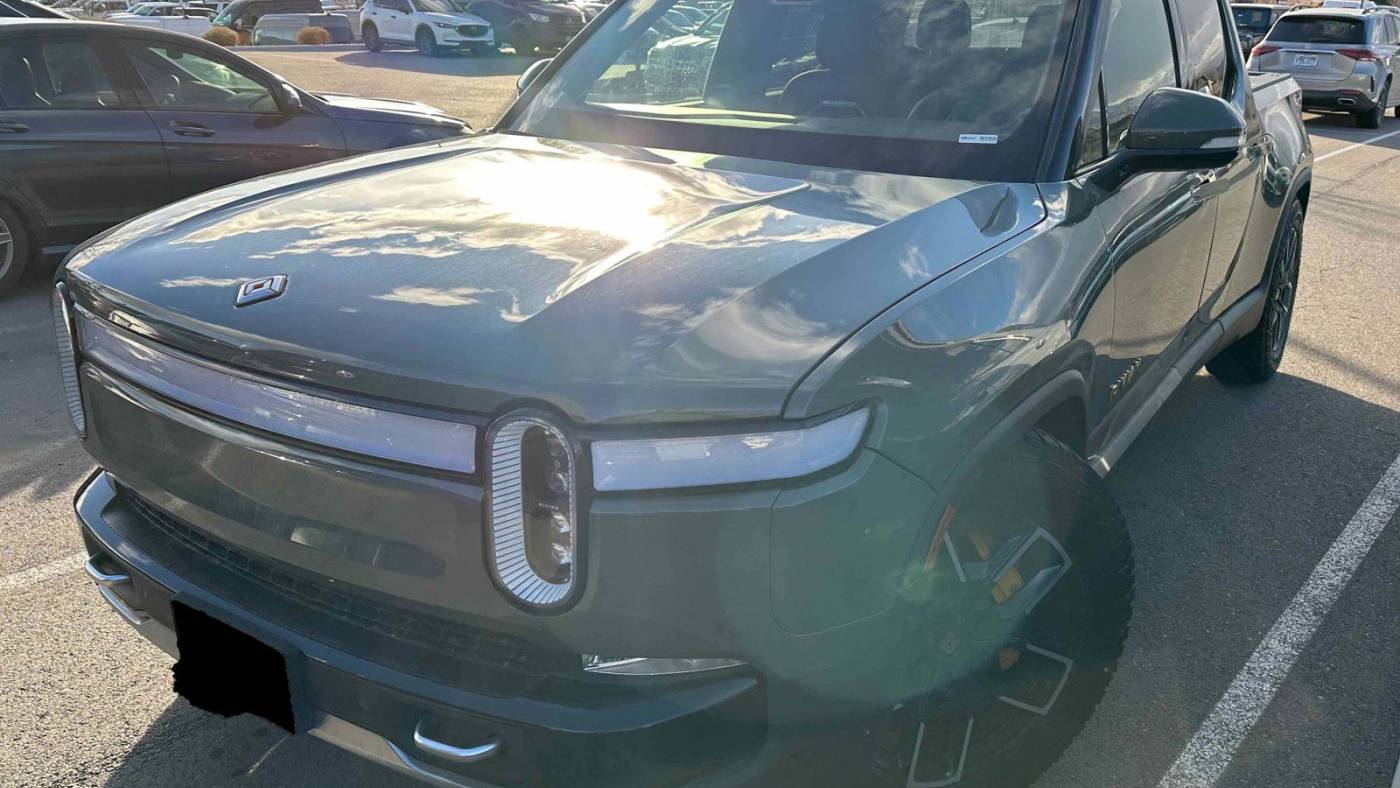 2022 Rivian R1T 7FCTGAAL0NN002469